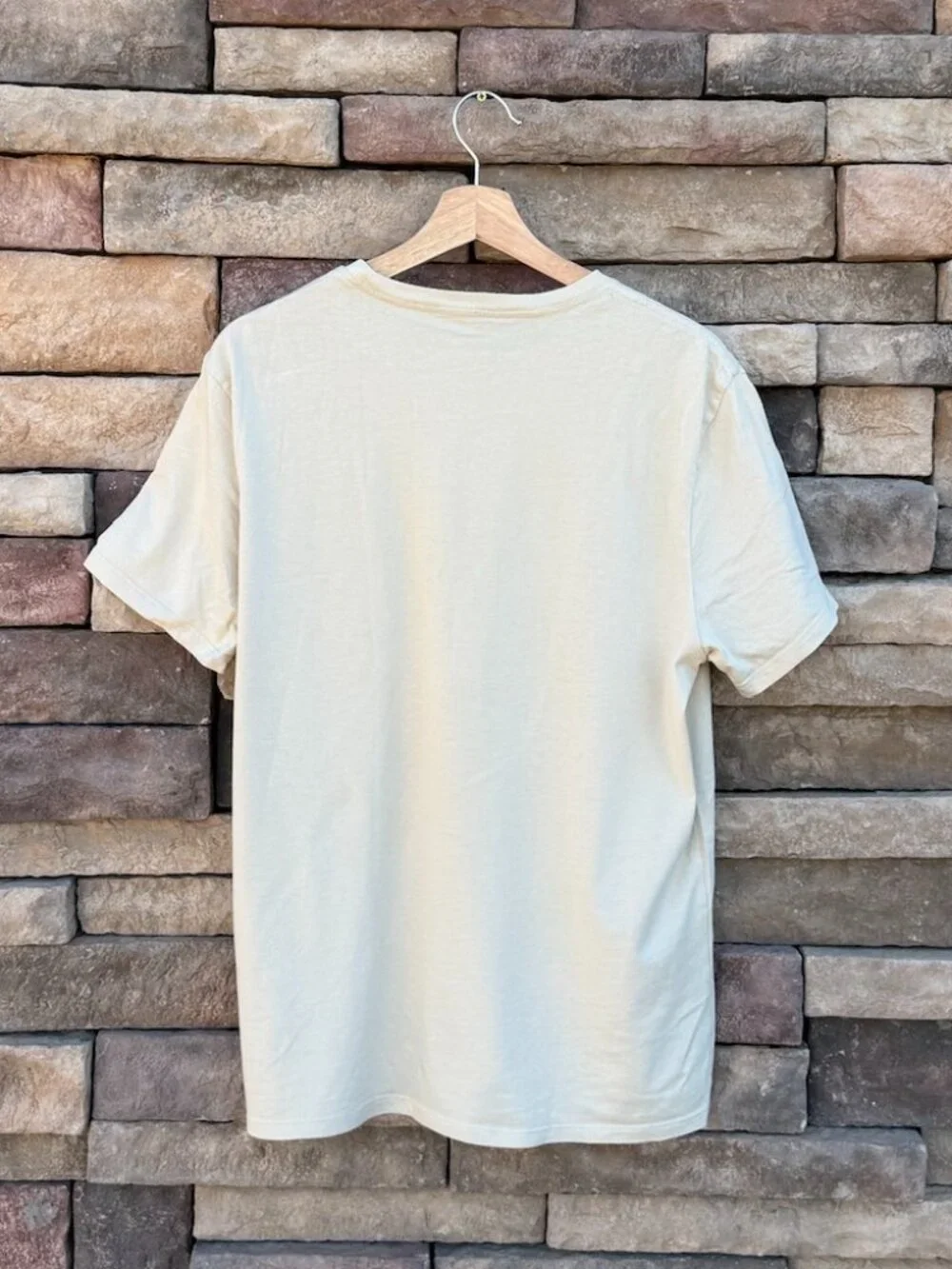Everlane Uniform Organic Cotton T-Shirt – Cream/Tan – Men’s Medium - Picture 2 of 4